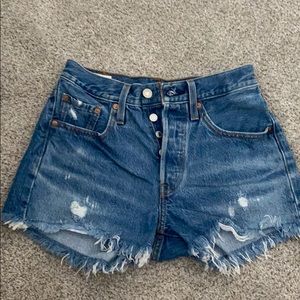Levi’s 501 never worn